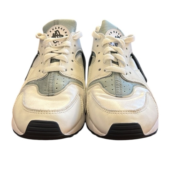 Nike Air Huarache Sneaker Shoe White Sage Black Athletic Run Train Walk Size 7.5 - Picture 3 of 16